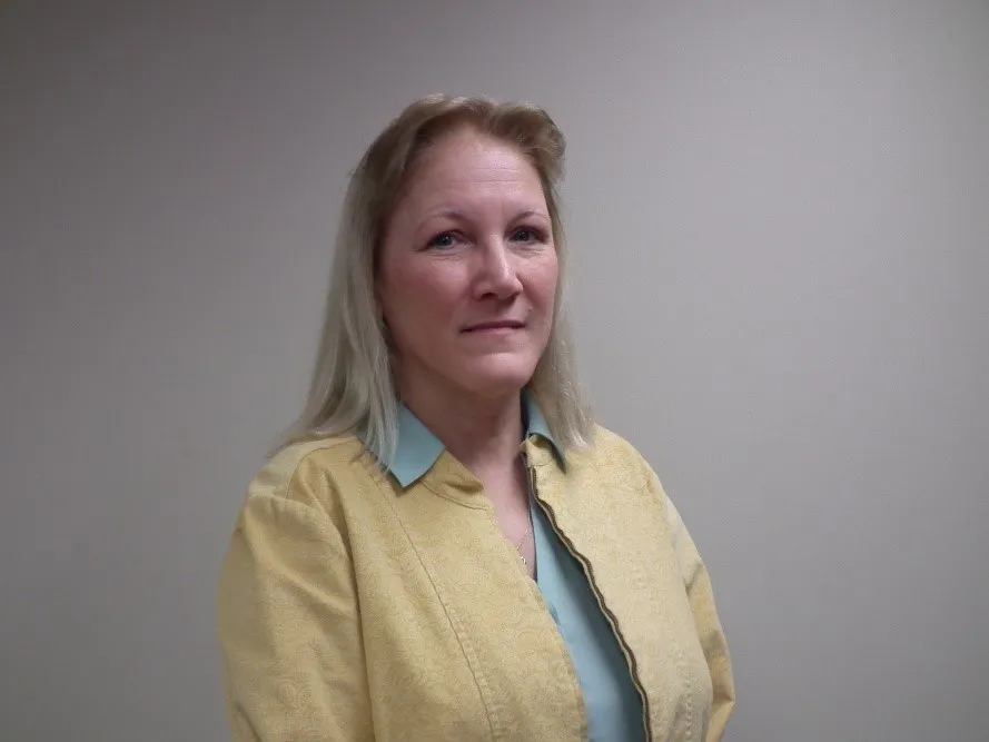 Julie Ward, Accounting & HR Manager